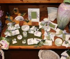 Bomboniere per le nozze con decoro glicine