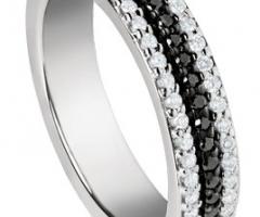 Fede con diamanti bianchi e neri