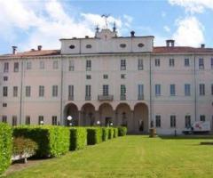 Un villa d'epoca con un salone meraviglioso - Marry & Co.