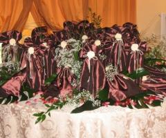 Tavolo con bomboniere per le nozze