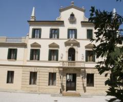 Facciata villa ricevimenti matrimonio