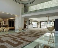 Ingresso alla location di matrimonio