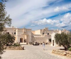 Borgo Egnazia - Una vista tra gli ulivi