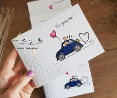 Partecipazioni matrimonio sposi in macchina
