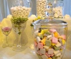 Confetti e caramelle per le nozze