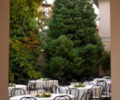 Villa Giani - Pranzo in giardino