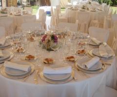 Centrotavola floreali per i tavoli delle nozze