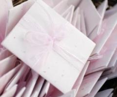 Partecipazioni e inviti di nozze color rosa