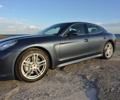 Auto sportiva per il matrimonio