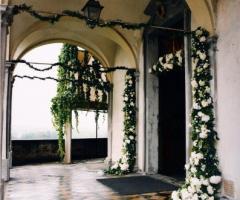 Decoro della chiesa per il matrimonio