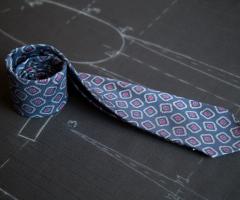 Eligo Milano - La cravatta personalizzata