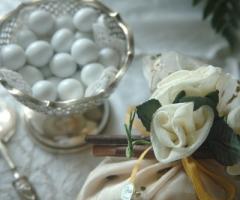 Foto confettata per le nozze