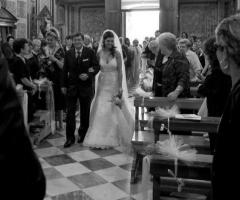 Foto dell'ingresso della sposa in chiesa