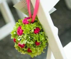 Dettaglio decoro floreale matrimonio