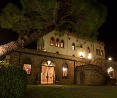 Tenuta per il matrimonio a Pisa