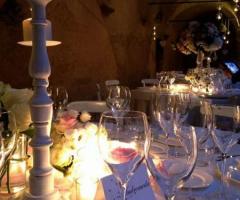 Allestimento con candele curato da Alfonso Muzzi Ricevimenti e Food Design