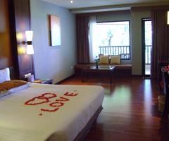 Camera allestita per l'arrivo degli sposi