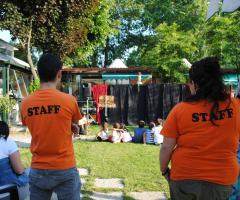 Animazione de I Mattacchioni durante un matrimonio in giardino