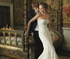 Abito da sposa stretto