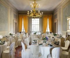 L'elegante salone al 1° piano - La Quiete di Mezzana