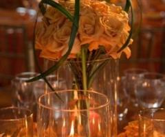 Tavola orange per il ricevimento di matrimonio