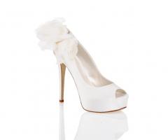 Opentoe tacco 13 cm con boccioli di Rose in seta fatti a mano Ferracuti