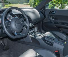 RG Prestige - La strumentazione dell'Audi R8