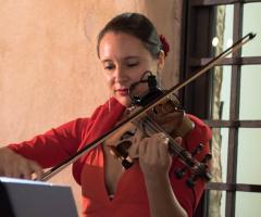 Elisa Lo Giudice violinista dJ - La musica per le nozze a Treviso