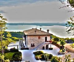 Panoramica della location di matrimonio vista lago