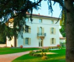 Il giardino della Villa Valfiori a San Lazzaro di Savena