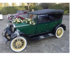 Autonoleggio - Auto da cerimonia Ford Olio e Stanlio