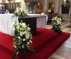 Arnoldo fiori - Composizioni floreali per la chiesa