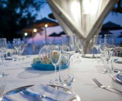 Guna Beach Club - A tavola!