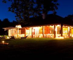 Matrimonio serale in villa