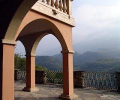 Castello di Giaglione - Portico del castello