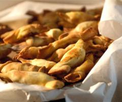 Finger food: caramelle di fillo ripiene di quartirolo e verdure  - I Tal Buffet di Marco Farè