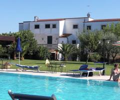 Masseria Montepaolo - Una vista dalla piscina