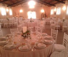 Tenuta dell'Olmo - Allestimento tavoli per matrimonio