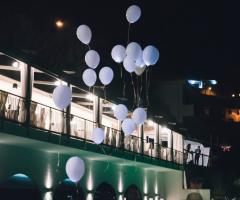Amalfi Destination Wedding - Lancio palloncini al led