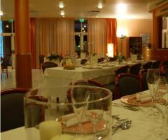 Sala interna per il ricevimento di matrimonio