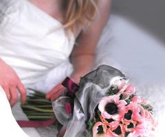 Bouquet a gambo lungo con tessuto di tulle grigio