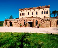 Tenuta per il matrimonio a Pisa
