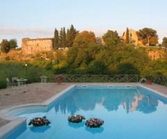 Piscina della location di matrimonio