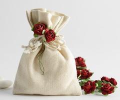 Sacchettino in cotone grezzo con applicazione di rose in carta - Altromercato Store