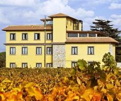 la facciata dell'hotel