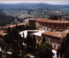 Vista esterna del Castello di Castagneto
