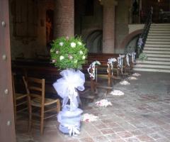 Allestimento della cerimonia di matrimonio