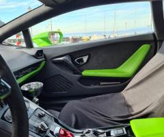 Supercarforyou - Lamborghini Huracan interni