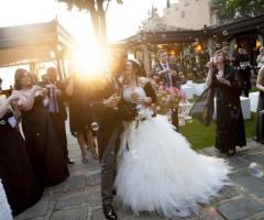 Il bacio degli sposi e le bolle di sapone