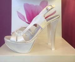 Sandalo liscio tacco 13 - € 89